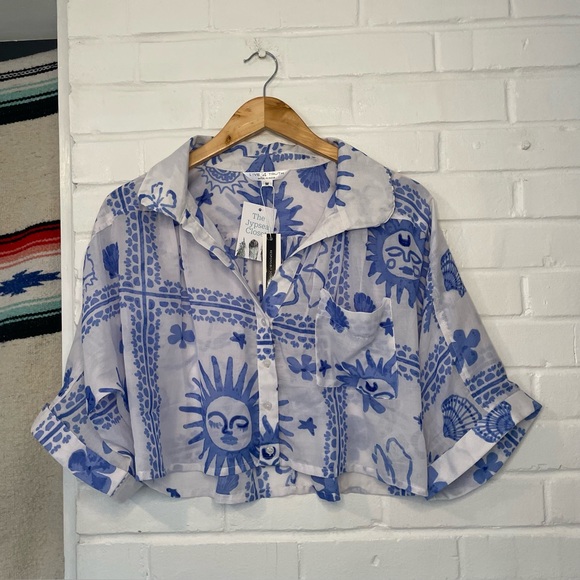 Live 4 Truth Tops - Live 4 Truth Blue Sun and Moon Print Top NWT Cropped Boxy Fit Medium Celestial